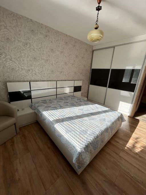 Apartament Luxurious Flat Pleven Center Zewnętrze zdjęcie